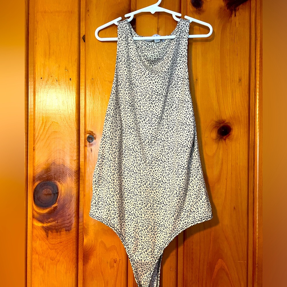 Leopard print top. Super soft! Worn once.